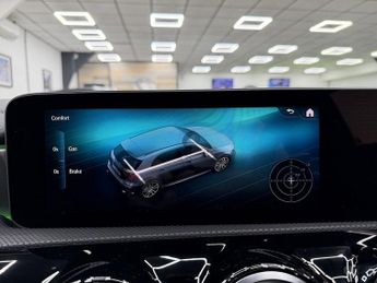 MERCEDES-BENZ A-CLASS 2.0 A35 AMG (Premium Plus) Hatchback 5dr Petrol SpdS DCT 4MATIC 