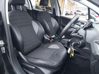 PEUGEOT 2008 1.6 e-HDi Allure SUV 5dr Diesel EGC Euro 5 (s/s) (92 ps)