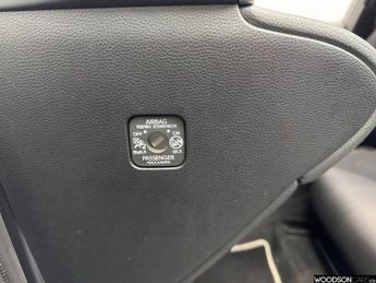 TOYOTA COROLLA 1.8 VVT-h Icon Hatchback 5dr Petrol Hybrid CVT Euro 6 (s/s) (122