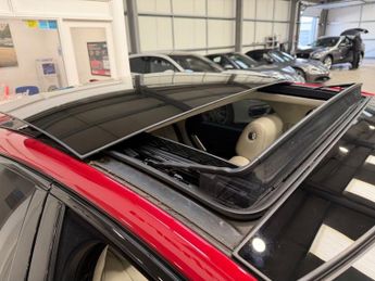 JAGUAR XJ 3.0 V6 R-Sport Saloon 4dr Diesel Auto Euro 6 (s/s) (340 ps)