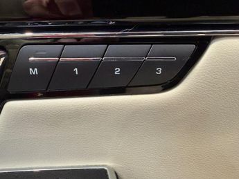 JAGUAR XJ 3.0 V6 R-Sport Saloon 4dr Diesel Auto Euro 6 (s/s) (340 ps)