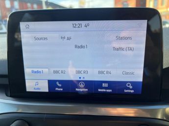 FORD FOCUS 1.0T EcoBoost Titanium Hatchback 5dr Petrol Auto Euro 6 (s/s) (1
