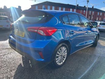 FORD FOCUS 1.0T EcoBoost Titanium Hatchback 5dr Petrol Auto Euro 6 (s/s) (1