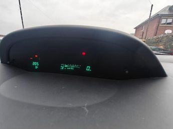 TOYOTA YARIS 1.4 D-4D TR Hatchback 5dr Diesel Manual (119 g/km, 88 bhp)