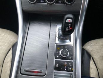 LAND ROVER RANGE ROVER SPORT 3.0 SD V6 Autobiography Dynamic SUV 5dr Diesel Auto 4WD Euro 5 (