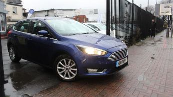 Ford Focus 1.0T EcoBoost Titanium Hatchback 5dr Petrol Auto Euro 6 (s/s) (1