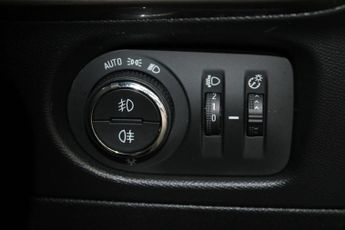 VAUXHALL MOKKA ELECTRIC 50kWh Elite Nav Premium SUV 5dr Electric Auto (136 ps)