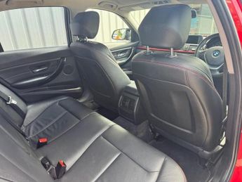 BMW 3 SERIES 2.0 320d Sport Saloon 4dr Diesel Auto Euro 5 (s/s) (184 ps) Full