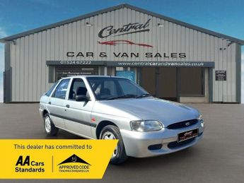 Ford Escort 1.6 Cabaret Limited Edition Hatchback 5dr Petrol Manual (89 bhp)