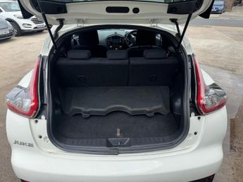 NISSAN JUKE 1.6 DIG-T Acenta Premium SUV 5dr Petrol XTRON 4WD Euro 5 (190 ps