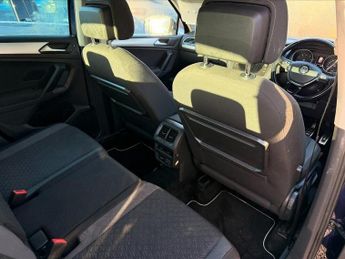 VOLKSWAGEN TIGUAN 1.4 TSI SE Navigation SUV 5dr Petrol DSG Euro 6 (s/s) (150 ps) 6