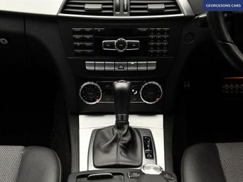 MERCEDES-BENZ C-CLASS 1.8 C180 BlueEfficiency Sport Saloon 4dr Petrol G-Tronic+ Euro 5