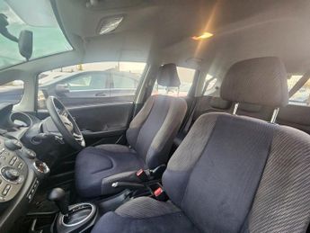 HONDA JAZZ 1.4 i-VTEC ES Hatchback 5dr Petrol CVT Euro 5 (99 ps)