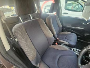 HONDA JAZZ 1.4 i-VTEC ES Hatchback 5dr Petrol CVT Euro 5 (99 ps)