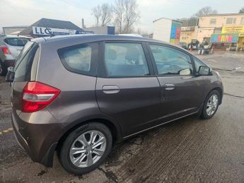 HONDA JAZZ 1.4 i-VTEC ES Hatchback 5dr Petrol CVT Euro 5 (99 ps)