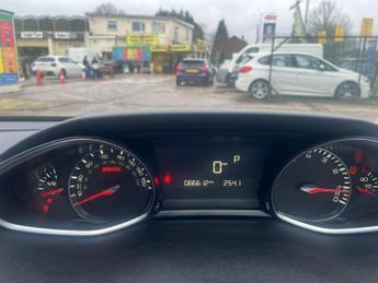 PEUGEOT 308 SW 1.2 PureTech Allure Estate 5dr Petrol Auto Euro 6 (s/s) (130 ps)