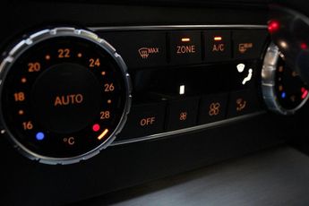 MERCEDES-BENZ C-CLASS 1.6 C180 AMG Sport Edition Coupe 2dr Petrol G-Tronic+ Euro 6 (s/