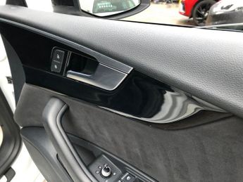 AUDI A5 2.0 TFSI 40 Black Edition Sportback 5dr Petrol S Tronic Euro 6 (