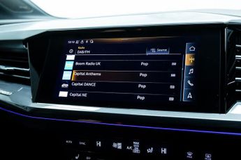 AUDI Q4 E-TRON 40 Launch Edition SUV 5dr Electric Auto 82kWh (204 ps)