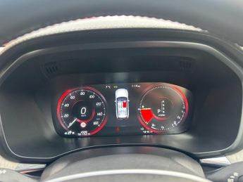 VOLVO XC60 2.0h T8 Twin Engine 10.4kWh Inscription Pro SUV 5dr Petrol Plug-