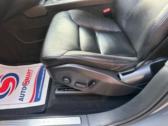 VOLVO XC90 2.0 B5 MHEV Momentum SUV 5dr Diesel Hybrid Auto 4WD Euro 6 (s/s)