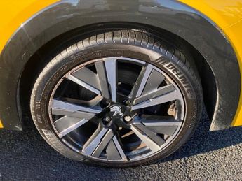 PEUGEOT 208 1.5 BlueHDi GT Hatchback 5dr Diesel Manual Euro 6 (s/s) (100 ps)