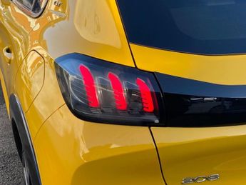 PEUGEOT 208 1.5 BlueHDi GT Hatchback 5dr Diesel Manual Euro 6 (s/s) (100 ps)