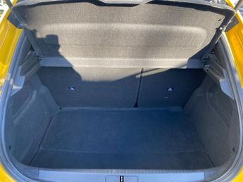 PEUGEOT 208 1.5 BlueHDi GT Hatchback 5dr Diesel Manual Euro 6 (s/s) (100 ps)