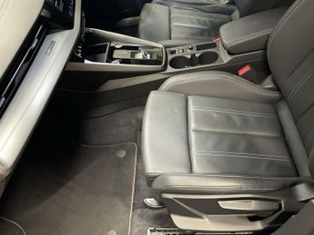 AUDI A3 2.0 TDI 35 S line Sportback 5dr Diesel S Tronic Euro 6 (s/s) (15