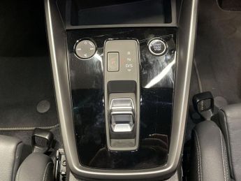 AUDI A3 2.0 TDI 35 S line Sportback 5dr Diesel S Tronic Euro 6 (s/s) (15