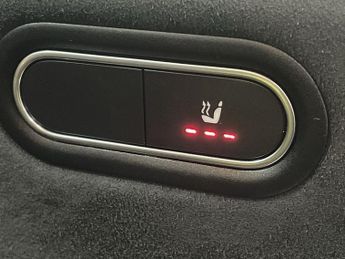 MERCEDES-BENZ A-CLASS 1.3 A250e 15.6kWh AMG Line (Executive) Hatchback 5dr Petrol Plug