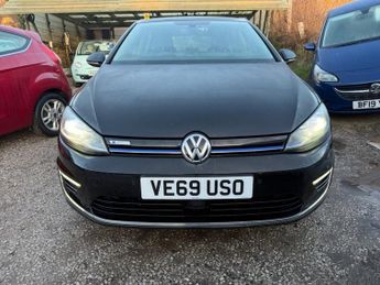 VOLKSWAGEN E-GOLF 35.8kWh e-Golf Hatchback 5dr Electric Auto (136 ps)