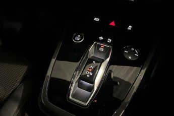 AUDI Q4 E-TRON 35 S line SUV 5dr Electric Auto 55kWh (170 ps) Rear Parking Sens