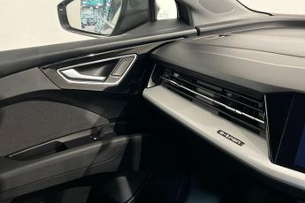 AUDI Q4 E-TRON 35 Sport SUV 5dr Electric Auto 55kWh (170 ps) Rear Parking Senso