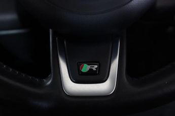 JAGUAR E-PACE 2.0 D180 R-Dynamic S Auto AWD Euro 6 (s/s) 5dr