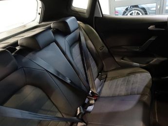 SEAT ARONA 1.0 TSI XPERIENCE Lux SUV 5dr Petrol DSG Euro 6 (s/s) (110 ps)