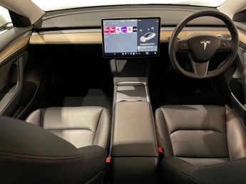 TESLA Model 3 Standard Range Plus Saloon 4dr Electric Auto RWD (241 bhp)