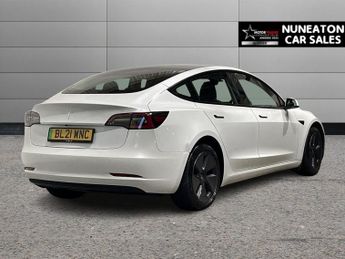 TESLA Model 3 Standard Range Plus Saloon 4dr Electric Auto RWD (241 bhp)