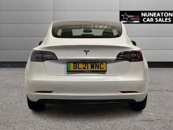 TESLA Model 3 Standard Range Plus Saloon 4dr Electric Auto RWD (241 bhp)