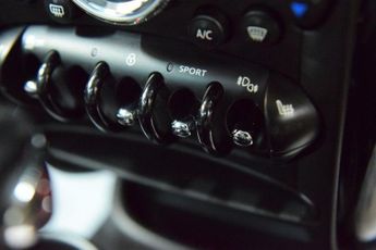 MINI COUNTRYMAN 2.0 Cooper SD SUV 5dr Diesel Auto ALL4 Euro 5 (143 ps)