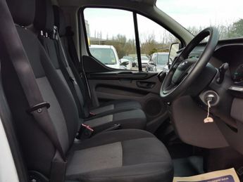 FORD TRANSIT CUSTOM 2.0 340 EcoBlue Panel Van 5dr Diesel Manual L2 H2 Euro 6 (130 ps