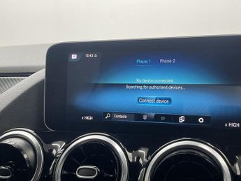 MERCEDES-BENZ GLA 2.0 GLA200d AMG Line (Executive) SUV 5dr Diesel 8G-DCT Euro 6 (s