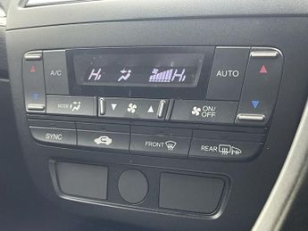 HONDA CIVIC 1.8 i-VTEC SE Plus (Navi) Hatchback 5dr Petrol Auto Euro 6 (142 