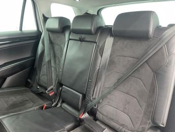 SKODA KODIAQ 2.0 TSI SE L SUV 5dr Petrol DSG 4WD Euro 6 (s/s) (7 Seat) (180 p