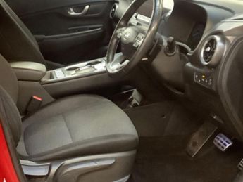 HYUNDAI KONA 64kWh Premium SUV 5dr Electric Auto (10.5kW Charger) (204 ps)