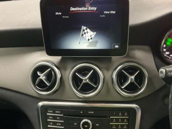 MERCEDES-BENZ GLA 2.1 GLA220d Sport (Executive) SUV 5dr Diesel 7G-DCT 4MATIC Euro 