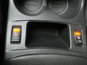 NISSAN QASHQAI 1.6 dCi Tekna SUV 5dr Diesel XTRON 2WD Euro 6 (s/s) (130 ps)