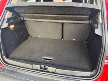 RENAULT CAPTUR 1.2 TCe ENERGY Signature Nav SUV 5dr Petrol Auto Euro 6 (s/s) (1