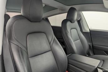 TESLA Model 3 (Dual Motor) Long Range Saloon 4dr Electric Auto 4WDE (346 ps)