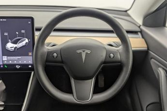 TESLA Model 3 (Dual Motor) Long Range Saloon 4dr Electric Auto 4WDE (346 ps)